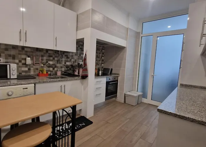 Guest house Mini Host In *