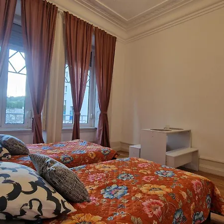 Πανσιόν Mini Host In *